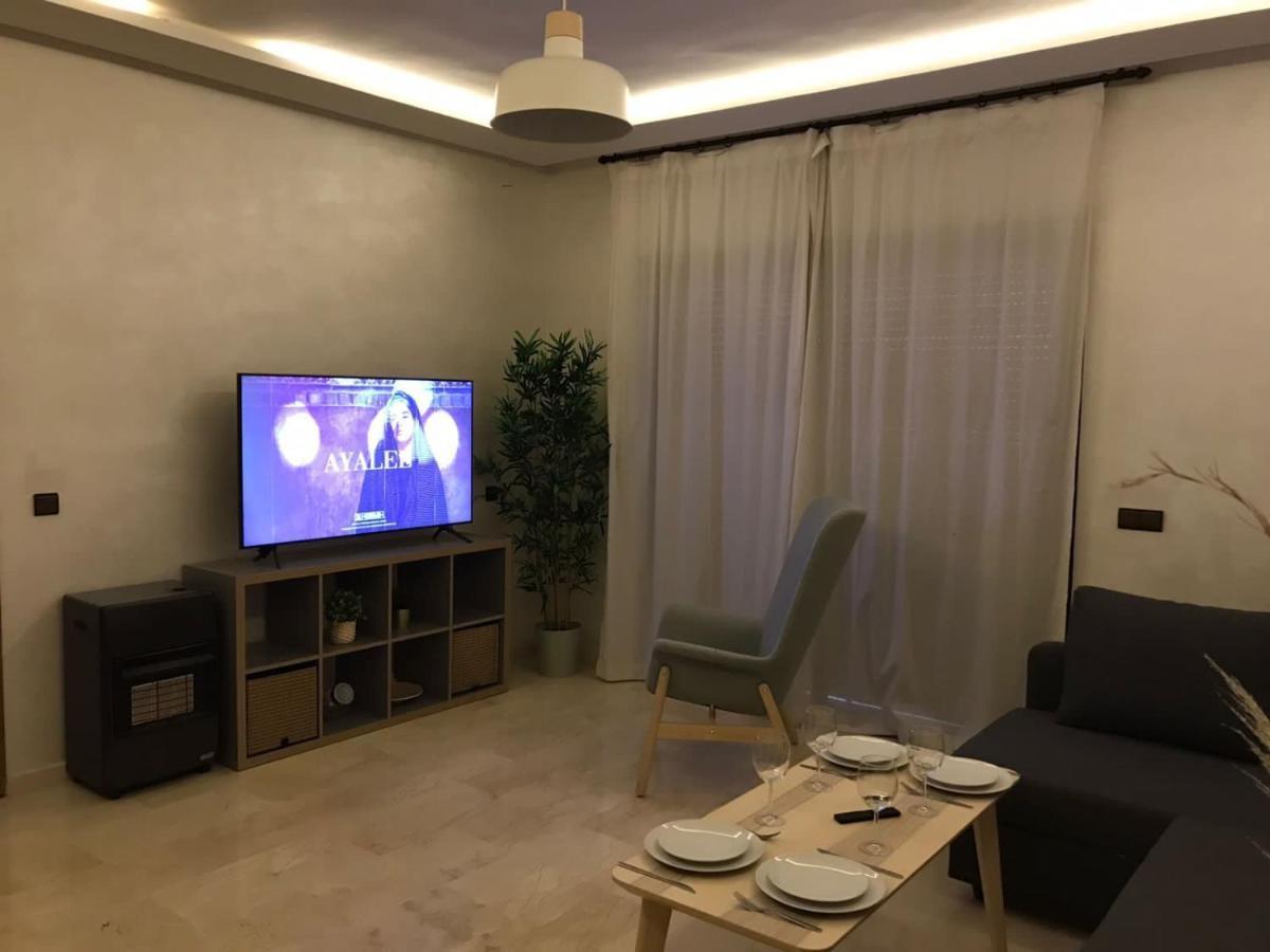 Superbe Appartement Uniquement Pour Les Familles 마라케시 외부 사진