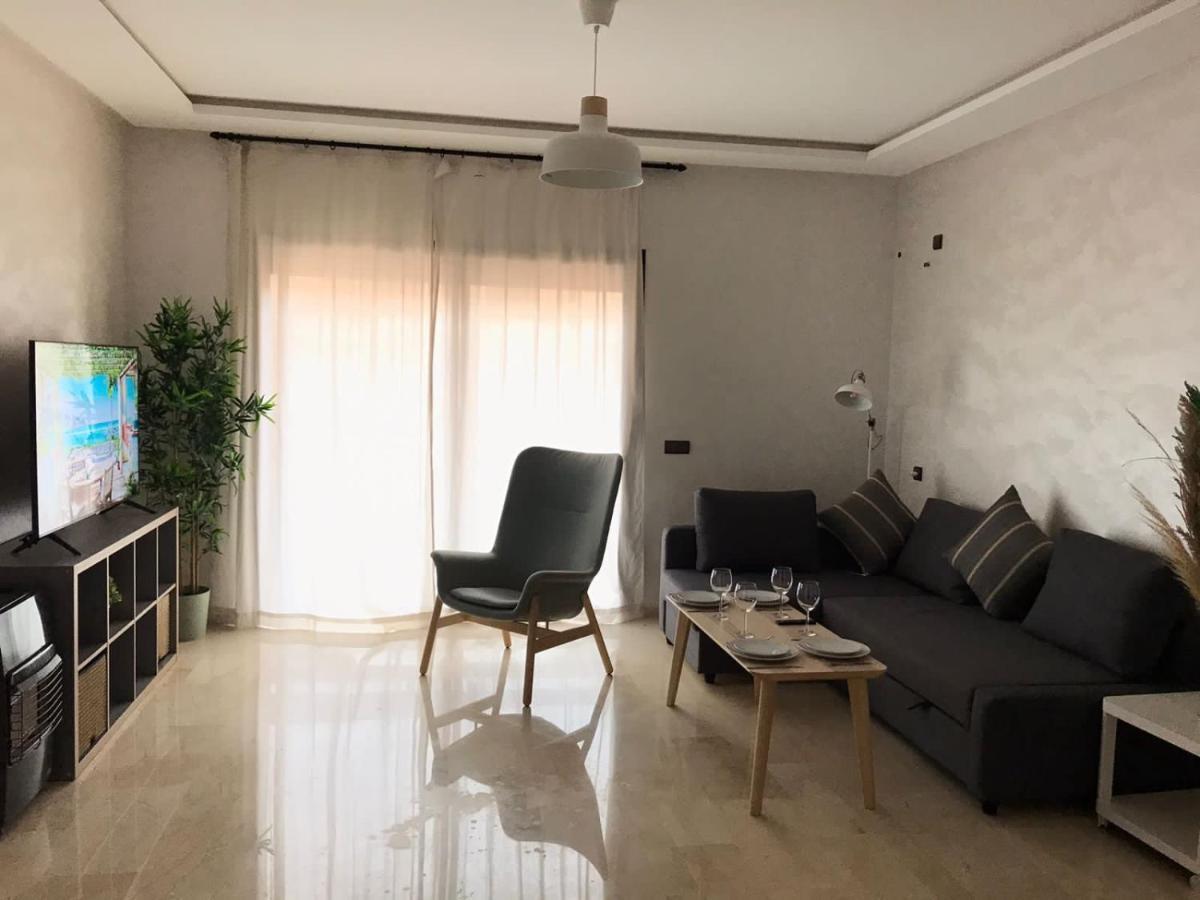 Superbe Appartement Uniquement Pour Les Familles 마라케시 외부 사진
